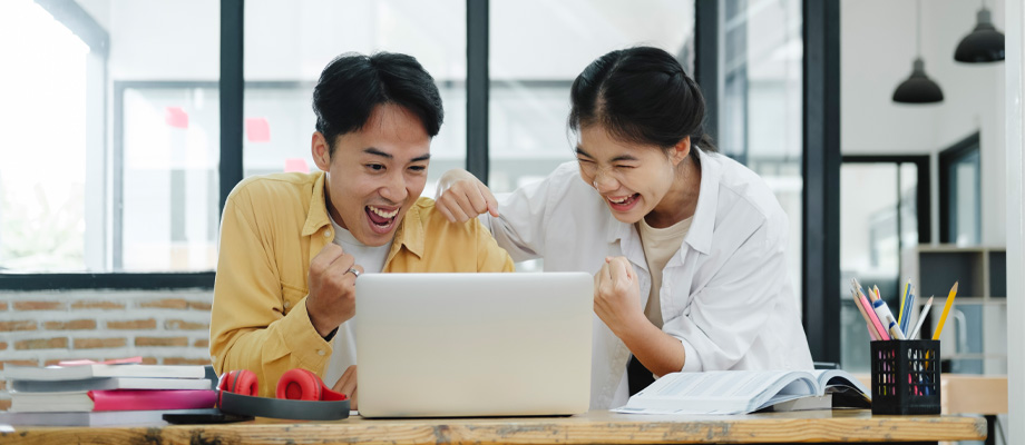 A full-time job with the freedom you deserve